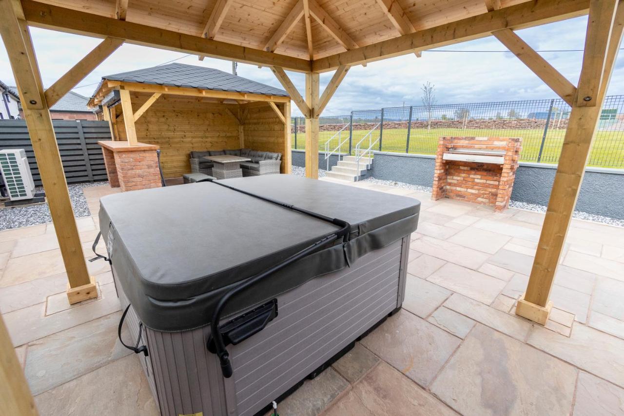 באלוך Westertonhill Holiday Lodges מראה חיצוני תמונה