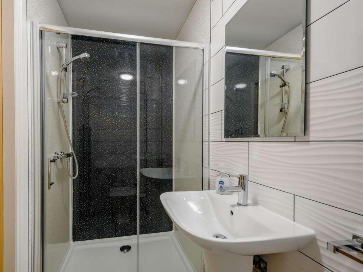 באלוך Westertonhill Holiday Lodges מראה חיצוני תמונה